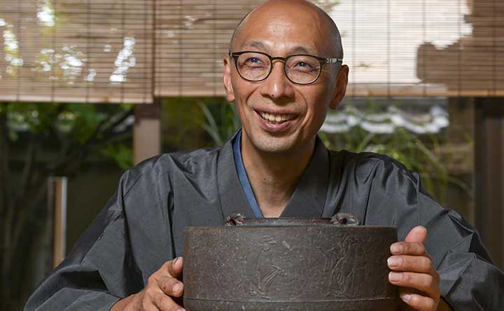 茶文化の深遠vol.3―釜師 十六代 大西清右衛門さん | 紡ぐ
